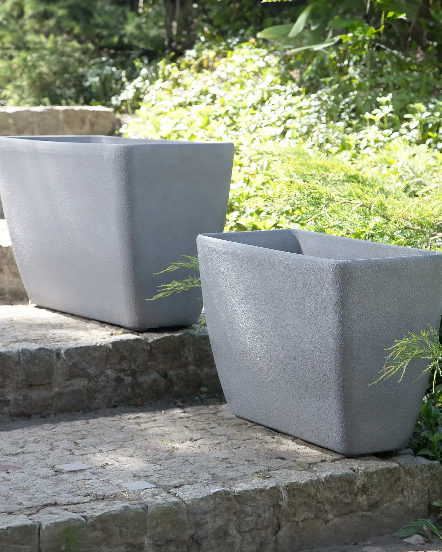 Best Beliani Vaso per piante BARIS 60 cm chiaro Grigio