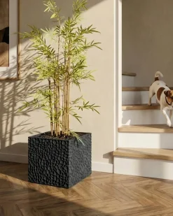 Clearance Beliani Vaso per piante FEIYAN 44 cm Nero