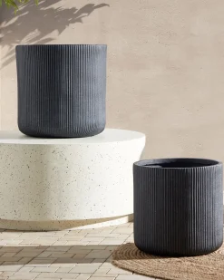 Beliani Vaso per piante OREOI grafite Grigio