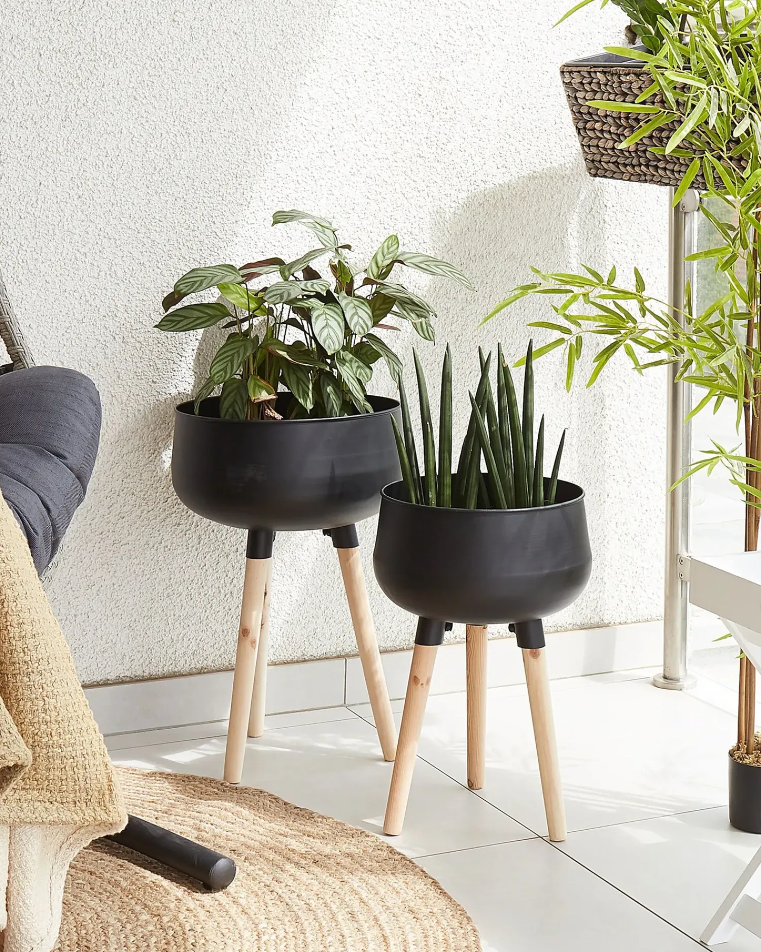 Discount Beliani Vaso per piante rialzato AGROS Metallo 35 cm Nero Marrone Nero