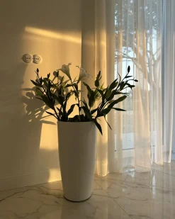 Clearance Beliani Vaso per piante TSERIA 40 cm Bianco