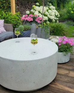 Clearance Beliani Vaso per piante VALTA 43 cm Bianco
