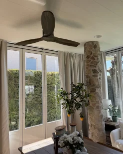 Beliani Ventilatore a soffitto ARANI con telecomando Marrone scuro Marrone Nero