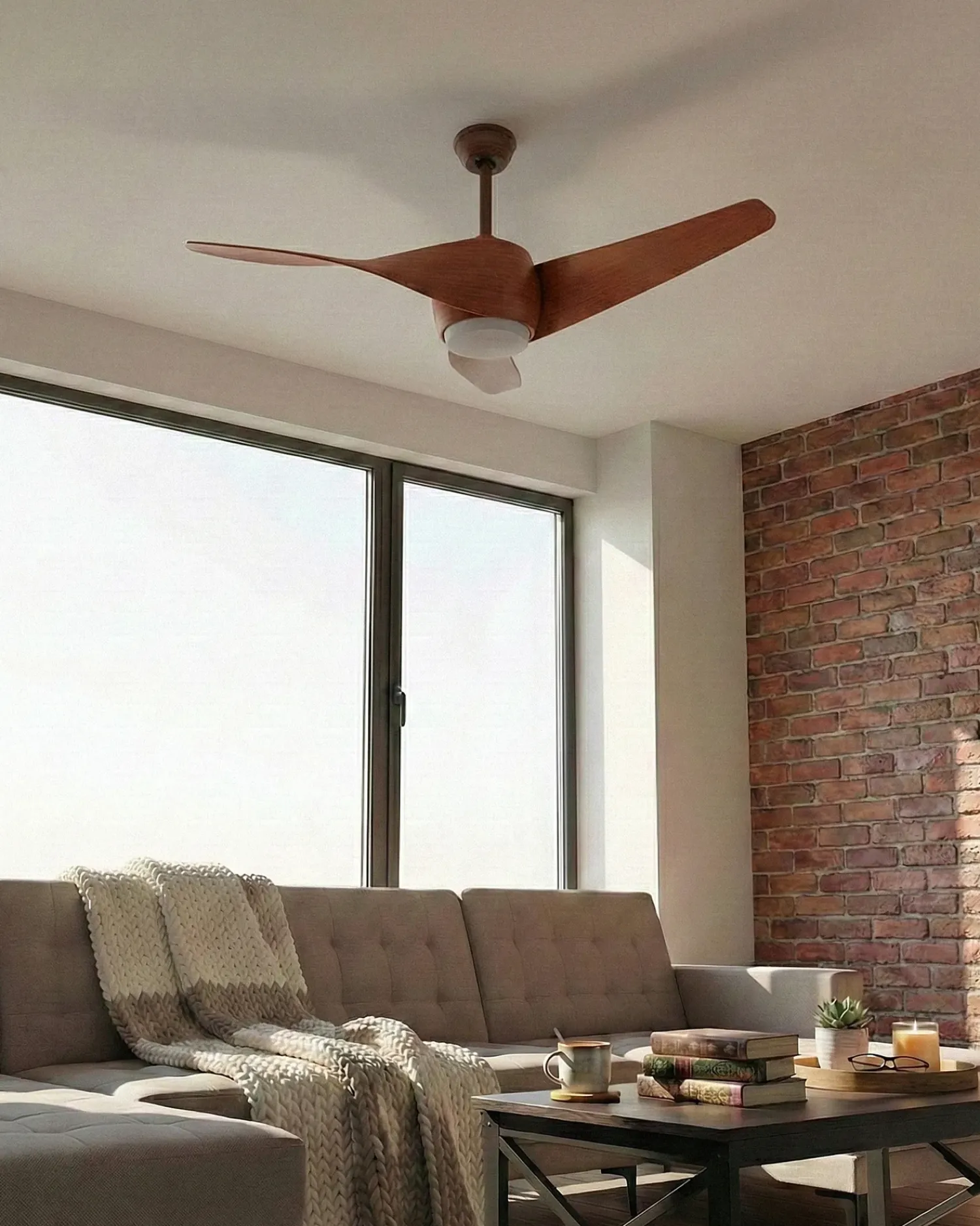 Hot Beliani Ventilatore a soffitto con luce PARIA con telecomando Marrone