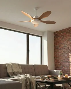 Discount Beliani Ventilatore a soffitto con luce BARBET con telecomando LED Marrone chiaro Bianco Marrone
